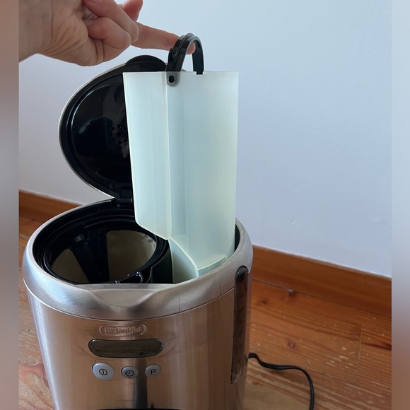 DēLonghi coffee machine - Picture 8 of 13